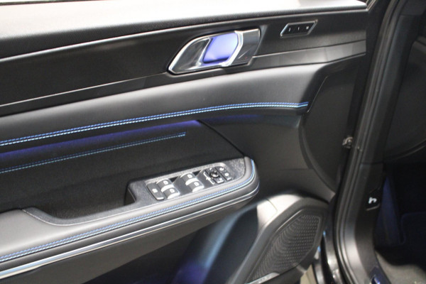 Lynk & Co 01 1.5 Zwarte Hemel/360 Camera/NL auto Prijs is rijklaar nieuwstaat