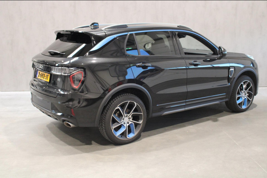 Lynk & Co 01 1.5 Zwarte Hemel/360 Camera/NL auto Prijs is rijklaar nieuwstaat