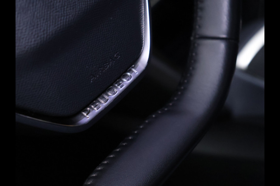 Peugeot 2008 1.2 PureTech Allure [DIGITAL DASHBOARD, APPLE CARPLAY, ANDROID AUTO, CAMERA, DIGITAL COCKPIT, LANE ASSIST, CRUISE CONTROL,  NIEUWSTAAT]