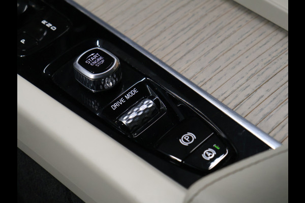 Volvo XC60 2.0 B5 Inscription [TREKHAAK, CAMERA, APPLE CARPLAY, ANDROID AUTO, MEMORY SEATS, STUURWIEL VERWARMD, NIEUWSTAAT]