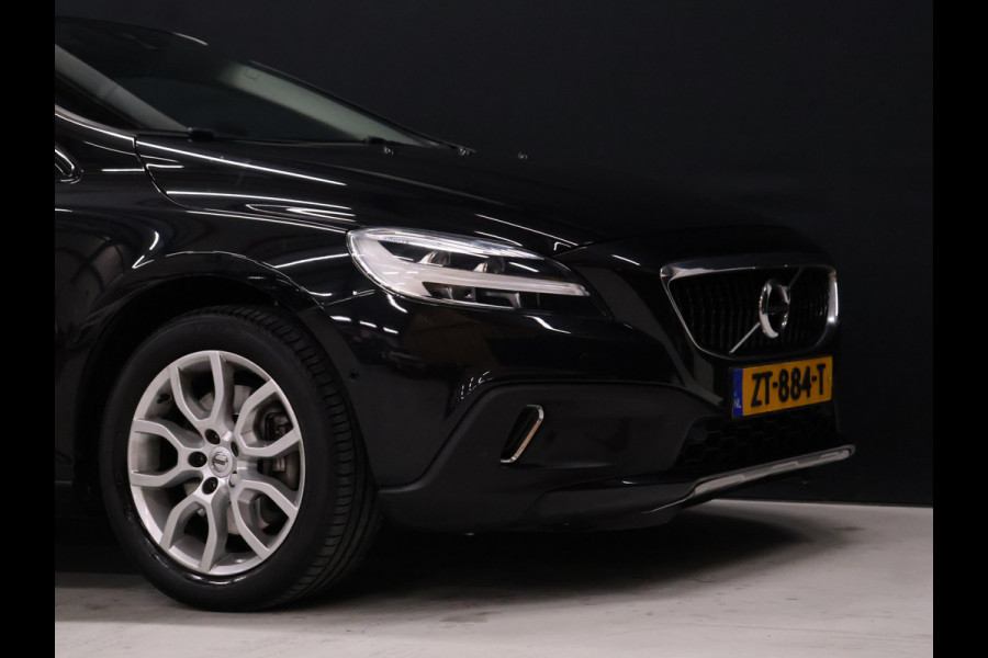 Volvo V40 Cross Country 1.5 T3 Polar+ Luxury [TREKHAAK, PANORAMADAK, KEYLESS ENTRY, CAMERA, VOL LEDER, STOELVERWARMING, NIEUWSTAAT]