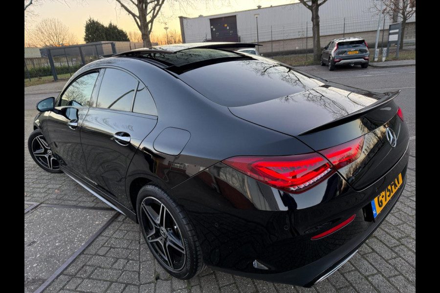 Mercedes-Benz CLA-Klasse 180 AMG SPORT AUT PANO LEDER LED CARPLAY KEYLESS