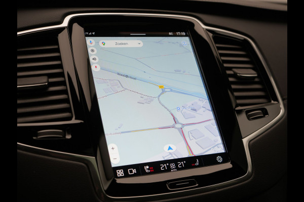 Volvo XC90 T8 Recharge AWD Plus Dark LONG RANGE 7 Persoons Plug In Hybrid 456pk Dealer O.H. PHEV | Trekhaak Af Fabriek | Panodak | Adaptive Cruise | Camera | Harman & Kardon | Lederen Sportstoelen Memory & Verwarmd | Stuur Verwarmd | Google Assistent | Apple Carplay | Keyless | DAB