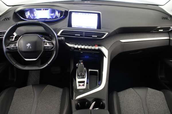 Peugeot 3008 1.2 PureTech Allure |Pano|