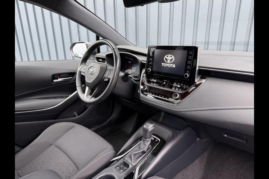 Toyota Corolla 1.8 Hybrid Style | Schuif/- kantel dak | Afnm. Trekhaak | Oxide Brons | Rijklaar!!