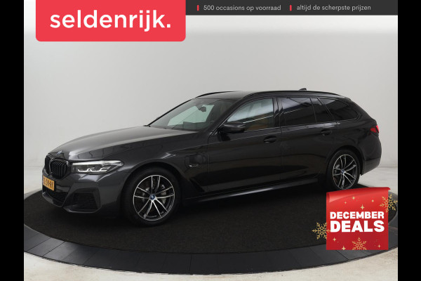 BMW 5 Serie Touring 530e M Sport | Leder | Stoelverwarming | Live Cockpit | Navigatie | Memory | Camera | Carplay | Achterbankverwarming | Cruise Control | Sfeerverlichting | PHEV | Plug In