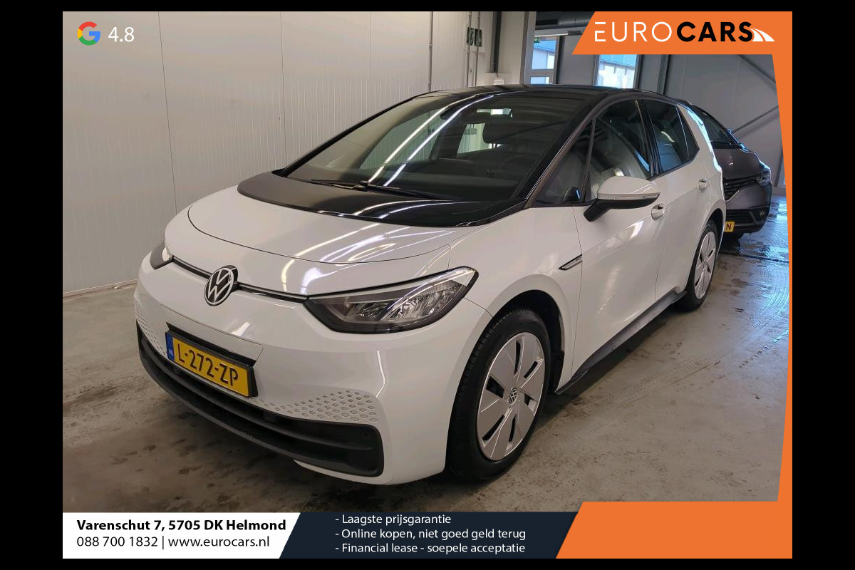 Volkswagen ID.3 Life 58 kWh Navigatie Apple Carplay/Android Auto Parkeersensoren achter Adaptive Cruise Control Stoel- en stuurverwarming Full Led Climate Control