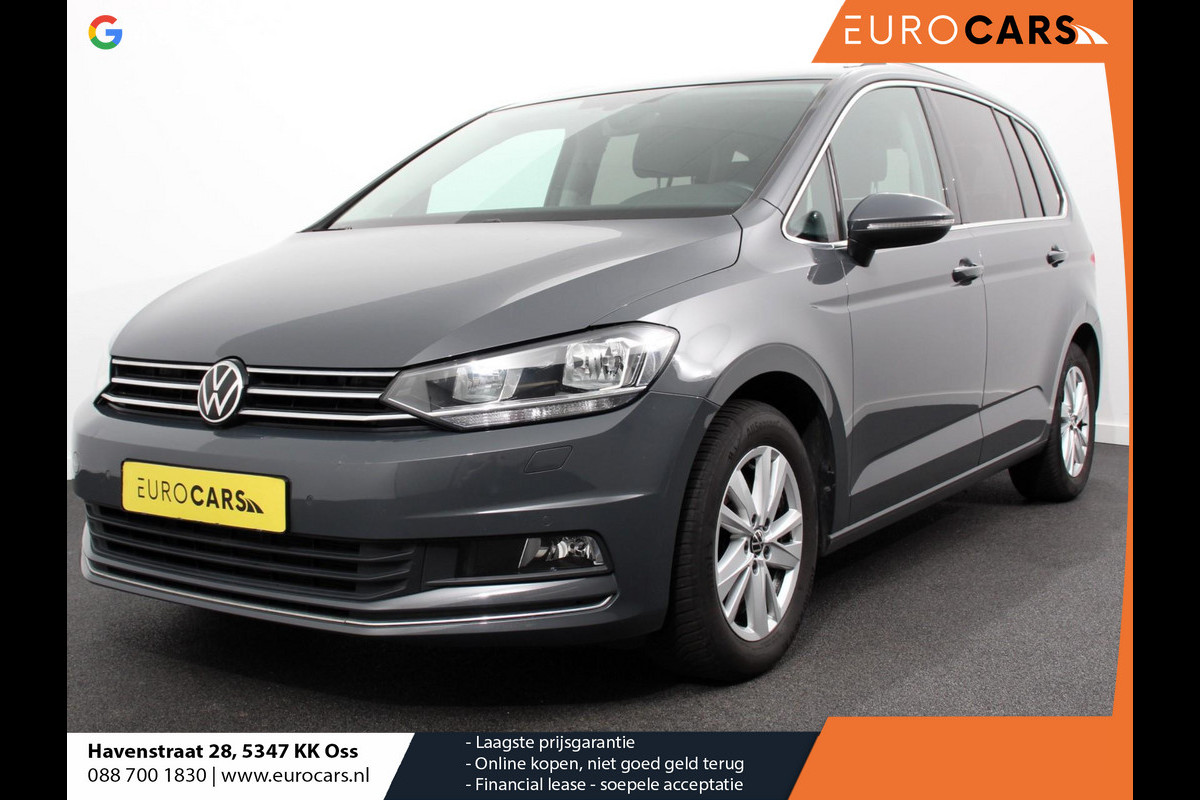 Volkswagen Touran 1.5 TSI 150pk DSG Highline 7p | Navigatie | Apple Carplay/Android Auto | Electrisch bedienbare achterklep | Adaptive Cruise control | Lichtmetalen velgen | Extra getint glas