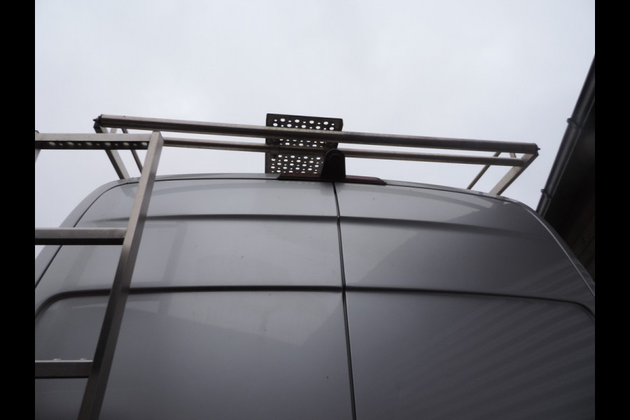 Volkswagen Crafter 35 2.0 TDI L2H2 3.5 trekhaak ZEER MOOI compleet