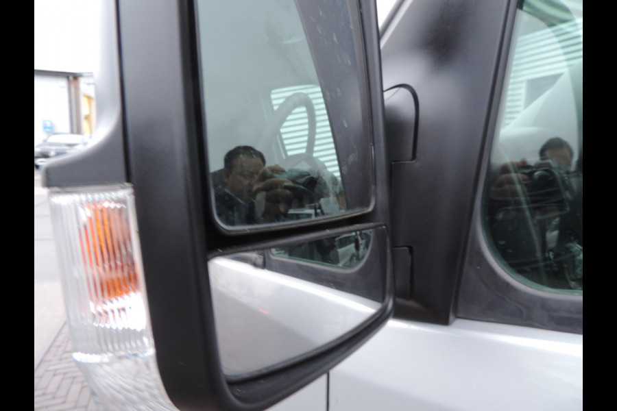 Volkswagen Crafter 35 2.0 TDI L2H2 3.5 trekhaak ZEER MOOI compleet