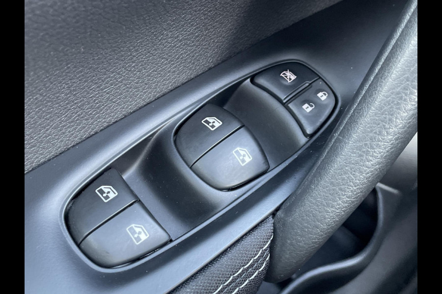 Nissan QASHQAI 1.2 N-Connecta | automaat | navi | pano | trekhaak |