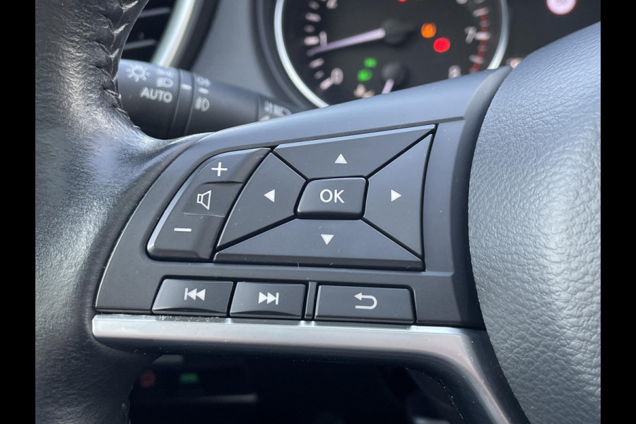 Nissan QASHQAI 1.2 N-Connecta | automaat | navi | pano | trekhaak |