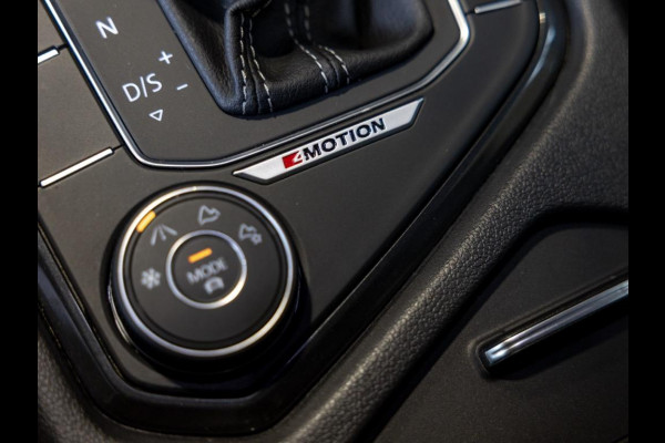 Volkswagen Tiguan 2.0 TSI 4Motion 2x R-line / 220pk / Leder / Pano / Led / Head-up / Virtual Cockpit / 360 camera