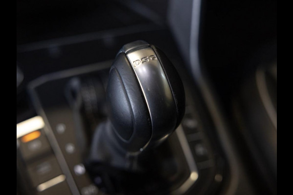 Volkswagen Tiguan 2.0 TSI 4Motion 2x R-line / 220pk / Leder / Pano / Led / Head-up / Virtual Cockpit / 360 camera