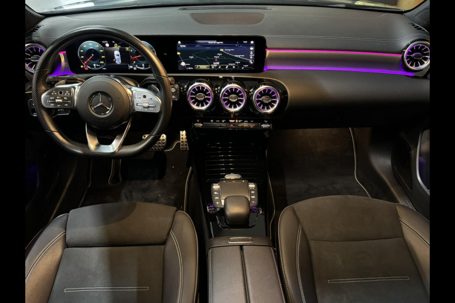 Mercedes-Benz A-Klasse 200 AMG Line Edition Garantie Pano Ambient Night Camera StoelVW Carplay Cruise Clima Navi PDC Led Rijklaar