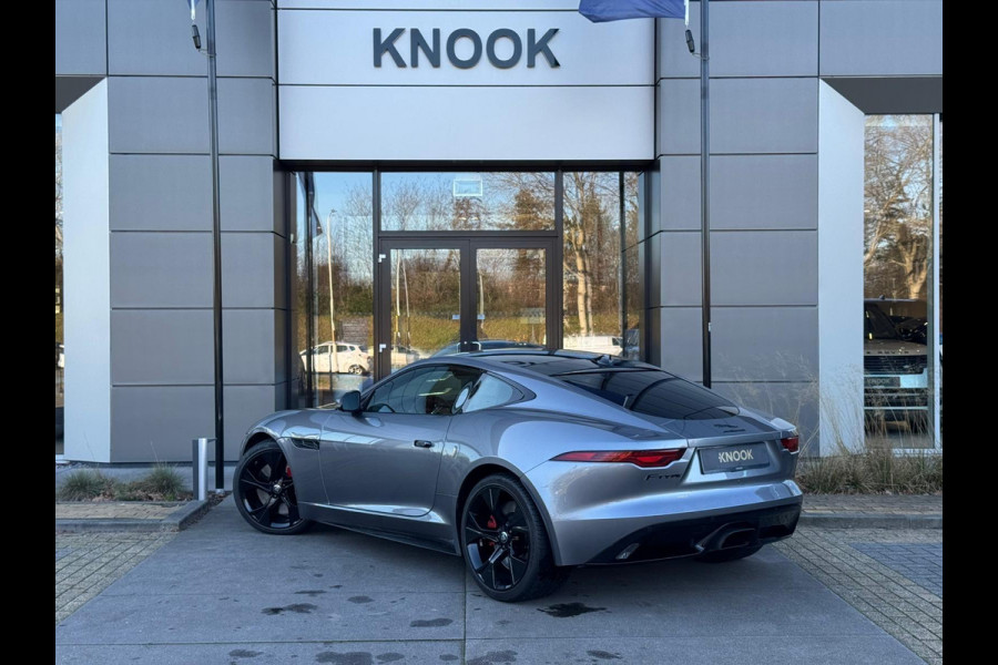 Jaguar F-Type P300 RWD R-Dynamic