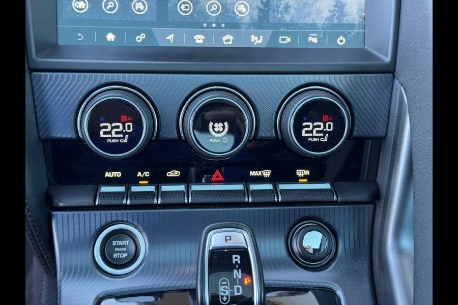 Jaguar F-Type P300 RWD R-Dynamic