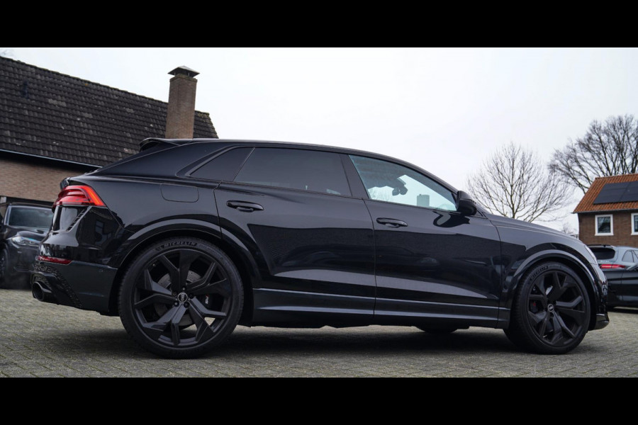 Audi RSQ8 4.0 TFSI RS Q8 Quattro | Massage | Sterrenhemel | Alcantara | Stoelkoeling/verwarming | Bang&Olufsen | Memory | 23 inch