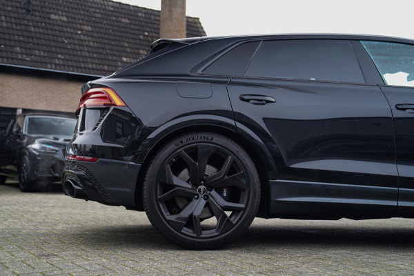 Audi RSQ8 4.0 TFSI RS Q8 Quattro | Massage | Sterrenhemel | Alcantara | Stoelkoeling/verwarming | Bang&Olufsen | Memory | 23 inch