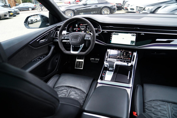 Audi RSQ8 4.0 TFSI RS Q8 Quattro | Massage | Sterrenhemel | Alcantara | Stoelkoeling/verwarming | Bang&Olufsen | Memory | 23 inch