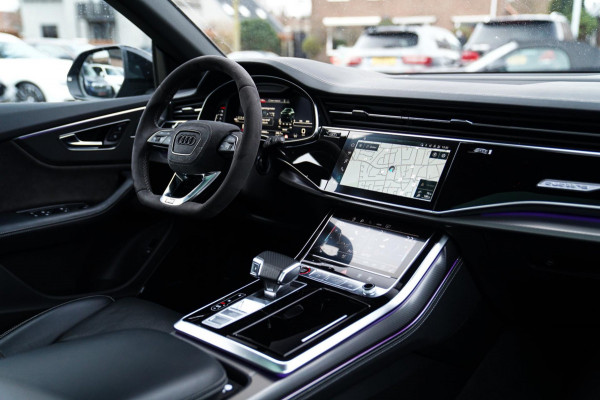Audi RSQ8 4.0 TFSI RS Q8 Quattro | Massage | Sterrenhemel | Alcantara | Stoelkoeling/verwarming | Bang&Olufsen | Memory | 23 inch