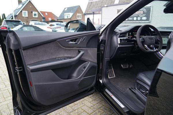 Audi RSQ8 4.0 TFSI RS Q8 Quattro | Massage | Sterrenhemel | Alcantara | Stoelkoeling/verwarming | Bang&Olufsen | Memory | 23 inch