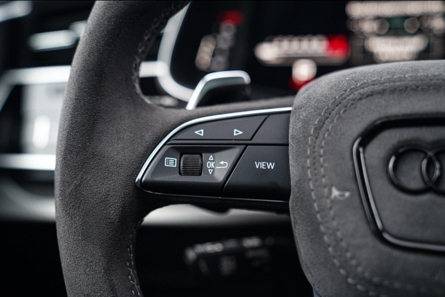 Audi RSQ8 4.0 TFSI RS Q8 Quattro | Massage | Sterrenhemel | Alcantara | Stoelkoeling/verwarming | Bang&Olufsen | Memory | 23 inch