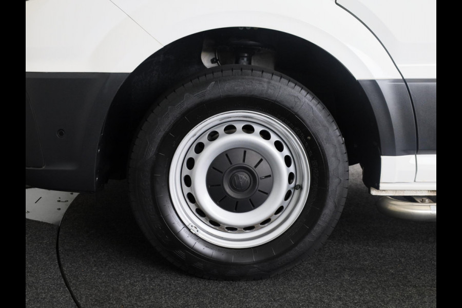 Volkswagen Crafter 35 2.0 TDI L3H3 Exclusive EURO VI | Automaat 140 pk | Navi |