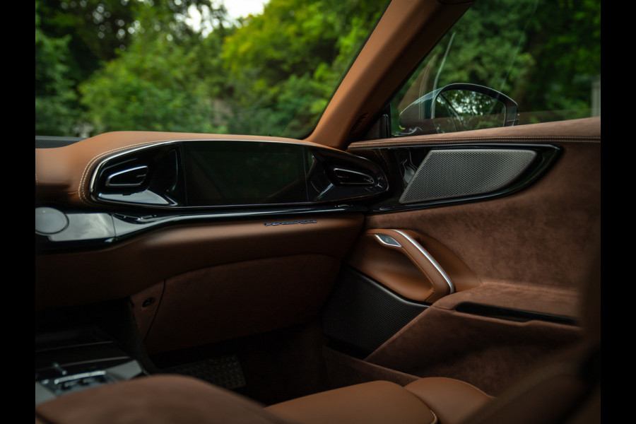 Ferrari Purosangue 6.5 V12 | Verde Zeltweg | Airbrushed shields | Carbon exterior | Lift