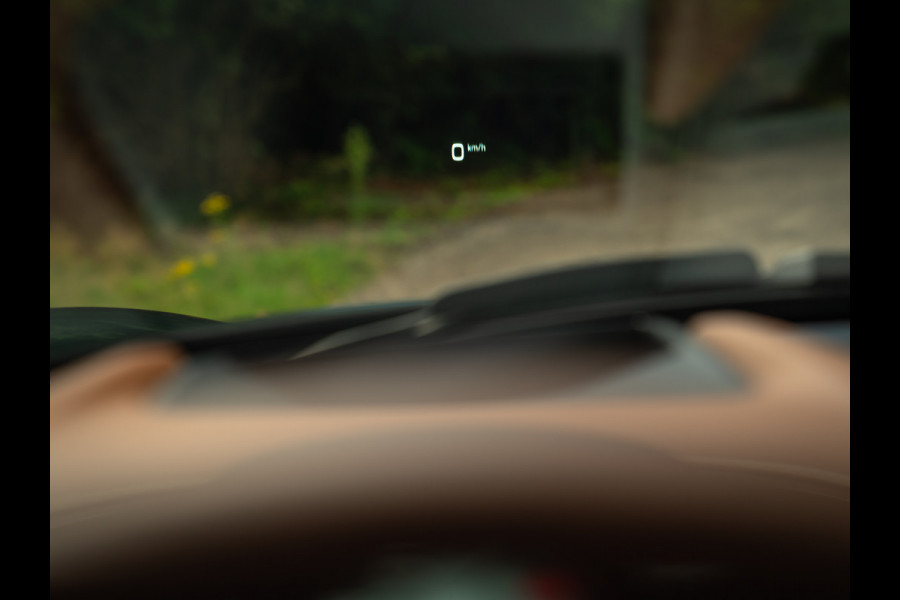 Ferrari Purosangue 6.5 V12 | Verde Zeltweg | Airbrushed shields | Carbon exterior | Lift