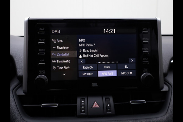 Toyota RAV4 2.5 Hybrid Bi-Tone | Panoramadak | JBL Audio | Treeplanken