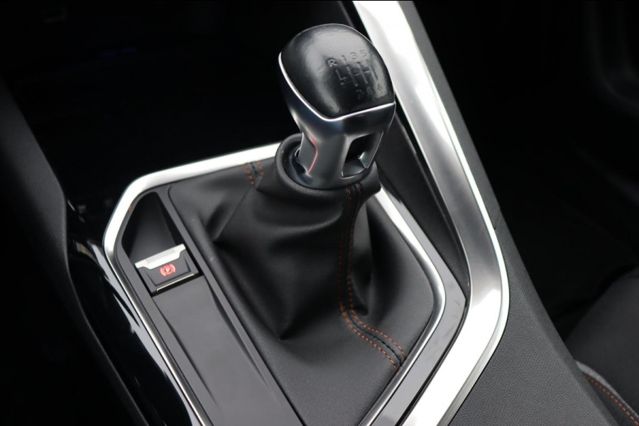 Peugeot 3008 1.2 PureTech Blue Lease Executive Avantage org.NL camera