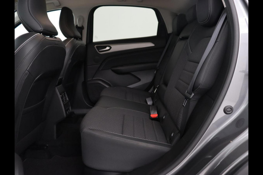 Renault Arkana 1.6 E-Tech Hybrid 145 Intens | Stoelverwarming | Adaptive cruise | Camera | Carplay | Stuurverwarming | Half leder | Navigatie | Climate control