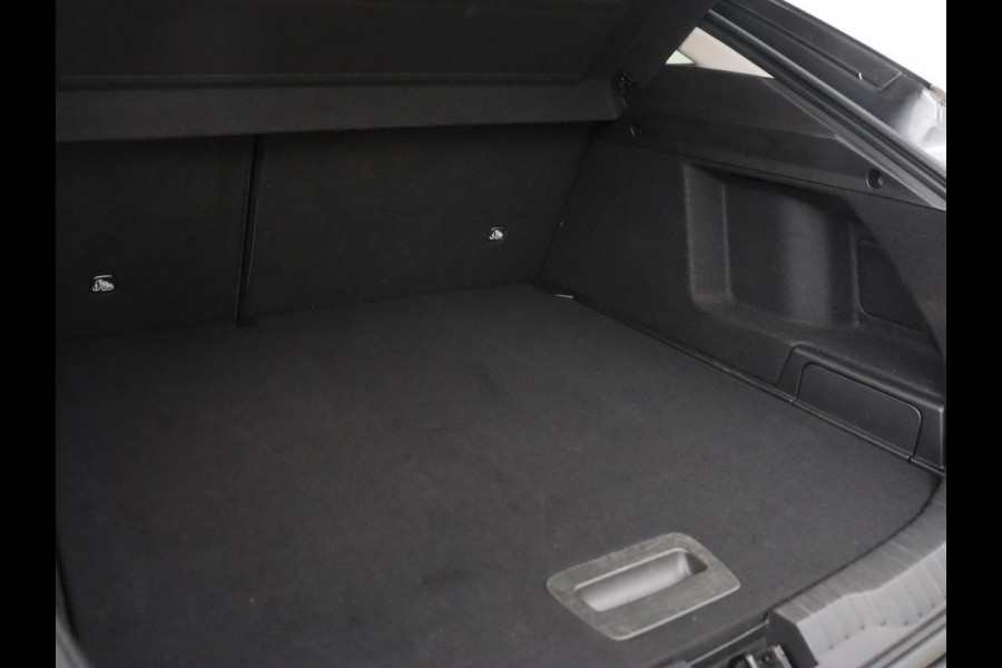 Renault Arkana 1.6 E-Tech Hybrid 145 Intens | Stoelverwarming | Adaptive cruise | Camera | Carplay | Stuurverwarming | Half leder | Navigatie | Climate control