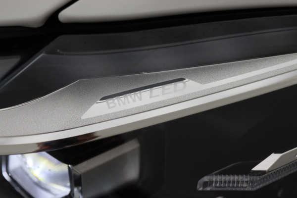 BMW X3 xDrive30e High Executive M-pakket Leer, Stoelverwarming, Camera, Cruise, Apple Carplay, LED, DAB, 21''