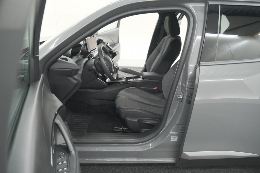 Peugeot 2008 PureTech 100 Allure | Camera | Navigatie | Parkeersensoren | Apple Carplay