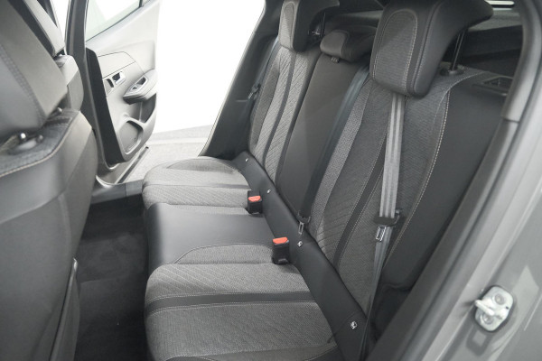 Peugeot 2008 PureTech 100 Allure | Camera | Navigatie | Parkeersensoren | Apple Carplay
