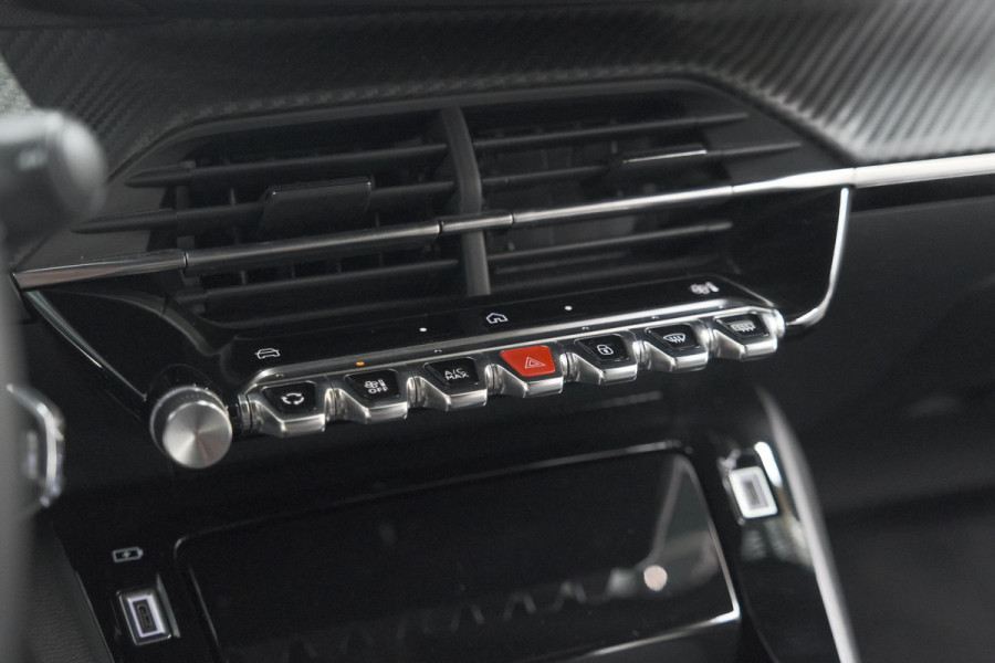 Peugeot 2008 PureTech 100 Allure | Camera | Navigatie | Parkeersensoren | Apple Carplay