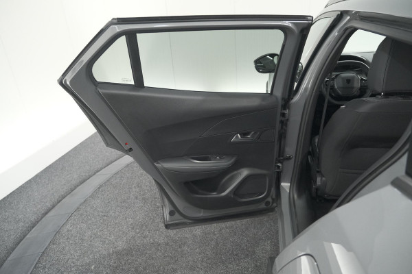Peugeot 2008 PureTech 100 Allure | Camera | Navigatie | Parkeersensoren | Apple Carplay