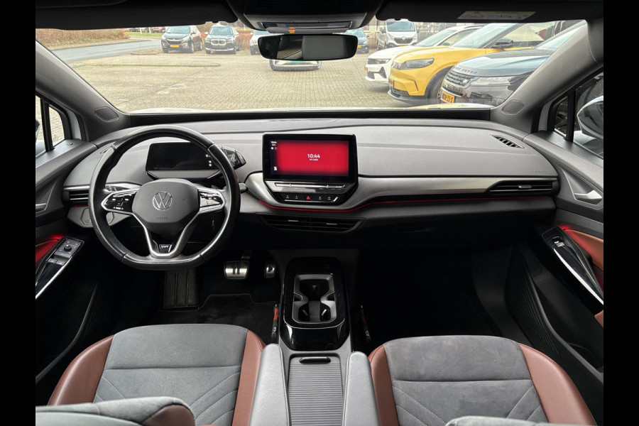 Volkswagen ID.4 Max 77 kWh | 92% SoH | Wegklapbare Trekhaak | Stoel-, Stuur- & Voorruitverwarming | Adaptive cruise control | Camera