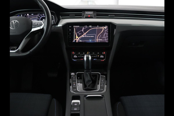 Volkswagen Passat 1.4 TSI PHEV GTE | Stoelverwarming | Virtual Cockpit | Massage | Memory | Carplay | Camera | Matrix LED | Navigatie | Parkeerhulp | Adaptive cruise | Plug In