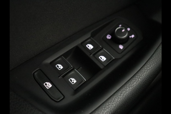 Volkswagen Passat 1.4 TSI PHEV GTE | Stoelverwarming | Virtual Cockpit | Massage | Memory | Carplay | Camera | Matrix LED | Navigatie | Parkeerhulp | Adaptive cruise | Plug In