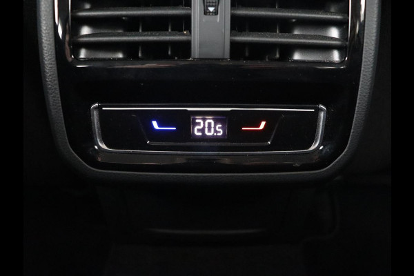 Volkswagen Passat 1.4 TSI PHEV GTE | Stoelverwarming | Virtual Cockpit | Massage | Memory | Carplay | Camera | Matrix LED | Navigatie | Parkeerhulp | Adaptive cruise | Plug In