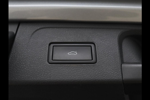 Volkswagen Passat 1.4 TSI PHEV GTE | Stoelverwarming | Virtual Cockpit | Massage | Memory | Carplay | Camera | Matrix LED | Navigatie | Parkeerhulp | Adaptive cruise | Plug In