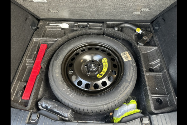 Ford Kuga 1.5 EcoB. ST-Line X TREKHAAK! TECHPACK! WINTERPACK!