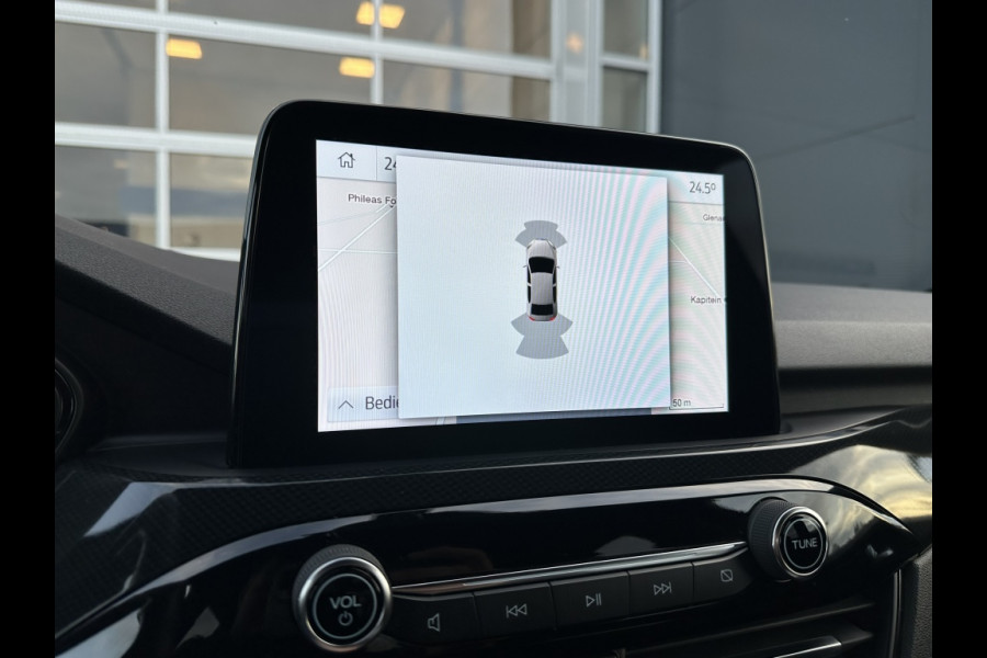 Ford Kuga 1.5 EcoB. ST-Line X TREKHAAK! TECHPACK! WINTERPACK!