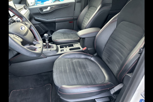 Ford Kuga 1.5 EcoB. ST-Line X TREKHAAK! TECHPACK! WINTERPACK!