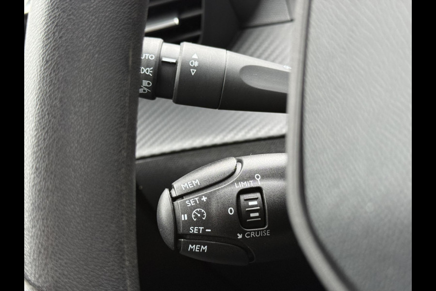 Peugeot 208 1.2 PureTech Like 1e Eigenaar,Airco,Cruise,Weinig Km,Zeer Zuinig,Apk tot 07-2027