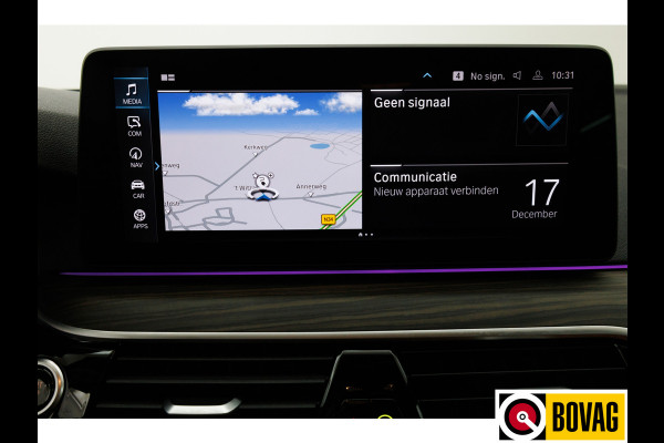 BMW 5 Serie 545e xDrive automaat 394 PK M-Sport M-performance parts Shadowline, Stoel + Stuurverw. 20" LMV, Ambiance verlichting, Driver assist