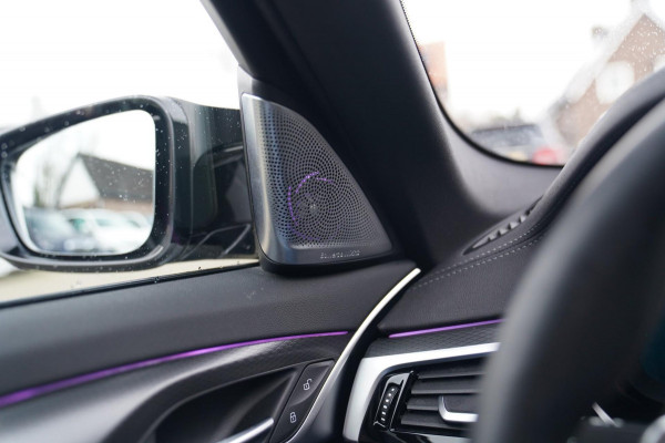 BMW 5 Serie 545e xDrive Business Edition Plus | M-pakket | BTW | Panorama | Bowers&Wilkins | Sfeerverlichting | M-performance |
